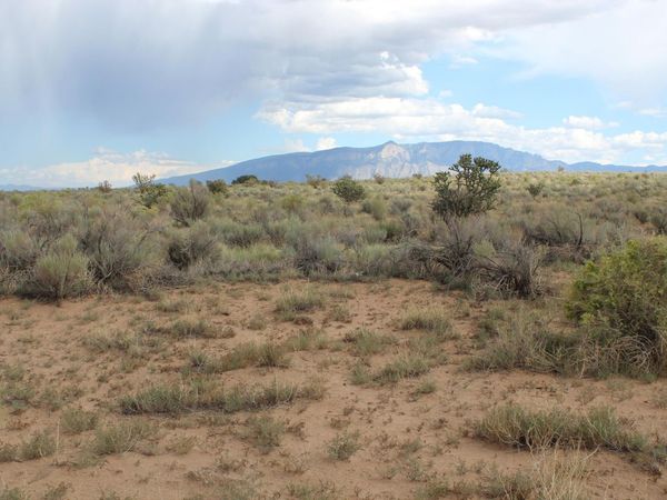 2601 Hatfield Street NE, Rio Rancho, NM 87144