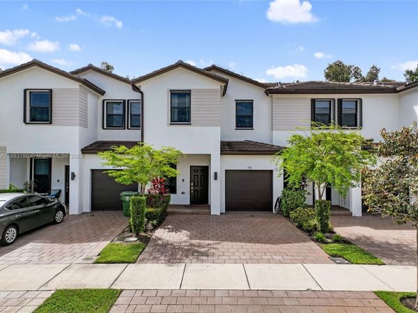 156 SW 185th Way, Pembroke Pines, FL 33029