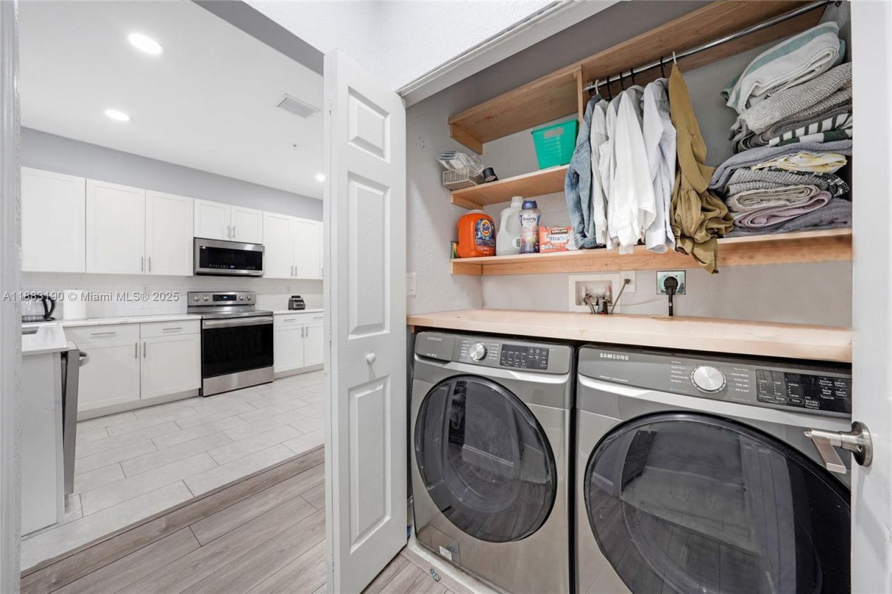 156 SW 185th Way, Pembroke Pines, FL 33029 Photo