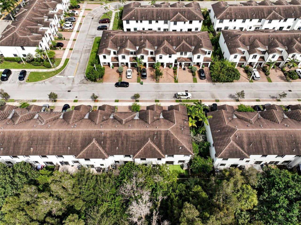 156 SW 185th Way, Pembroke Pines, FL 33029 Photo