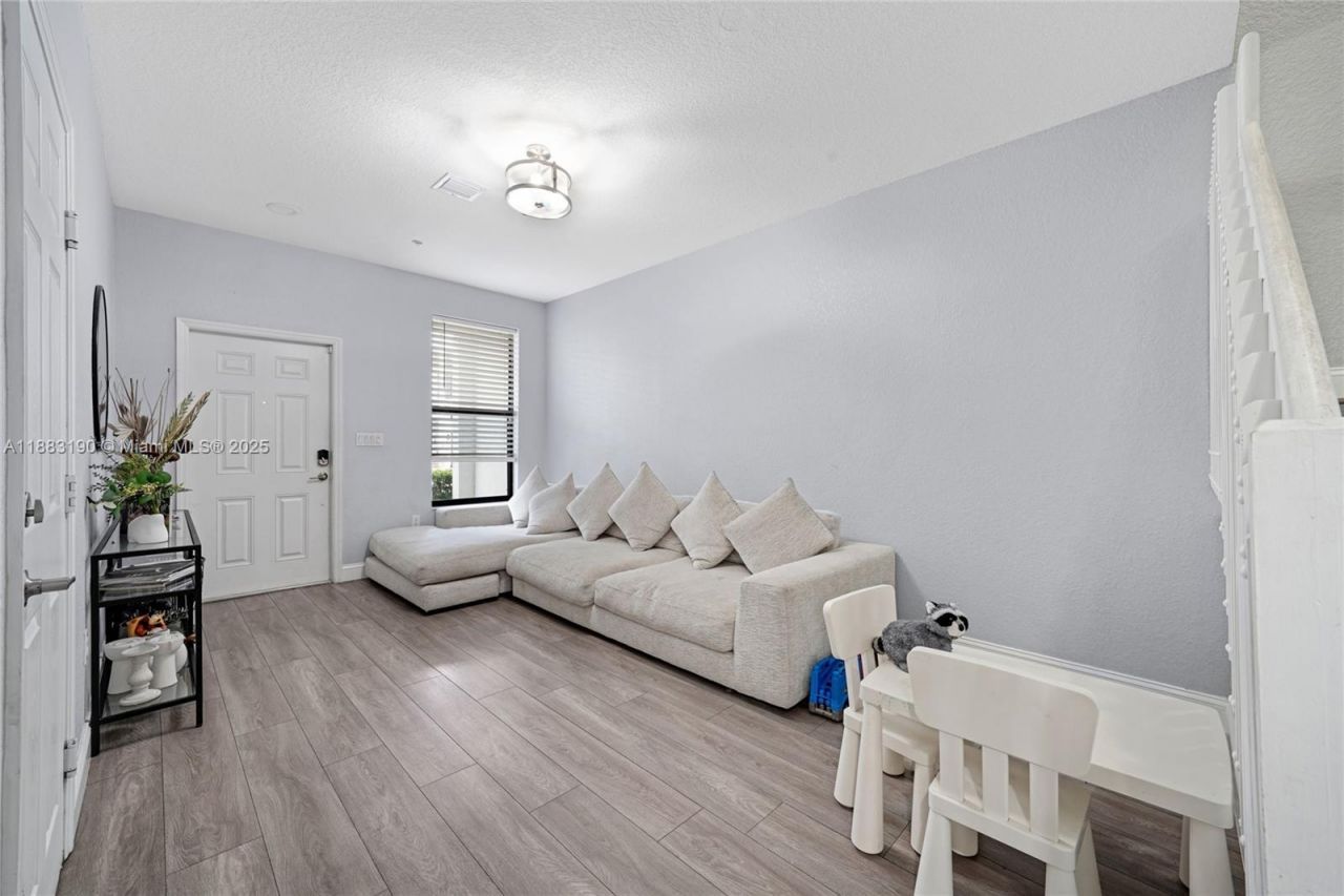 156 SW 185th Way, Pembroke Pines, FL 33029 Photo