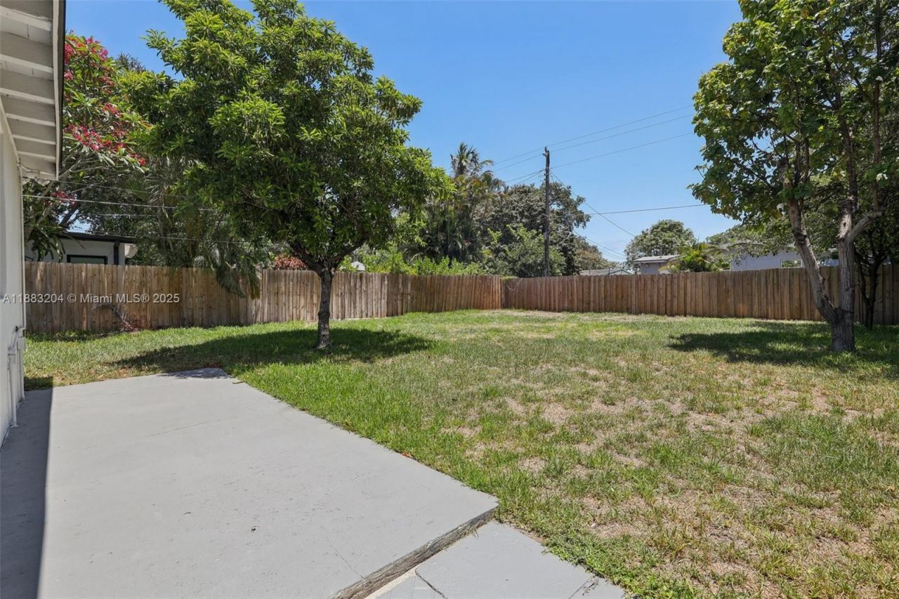 232 SW 22nd St, Fort Lauderdale, FL 33315 Photo