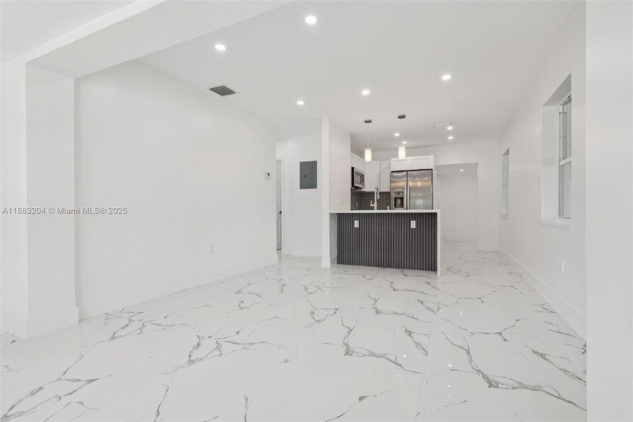 232 SW 22nd St, Fort Lauderdale, FL 33315 Photo