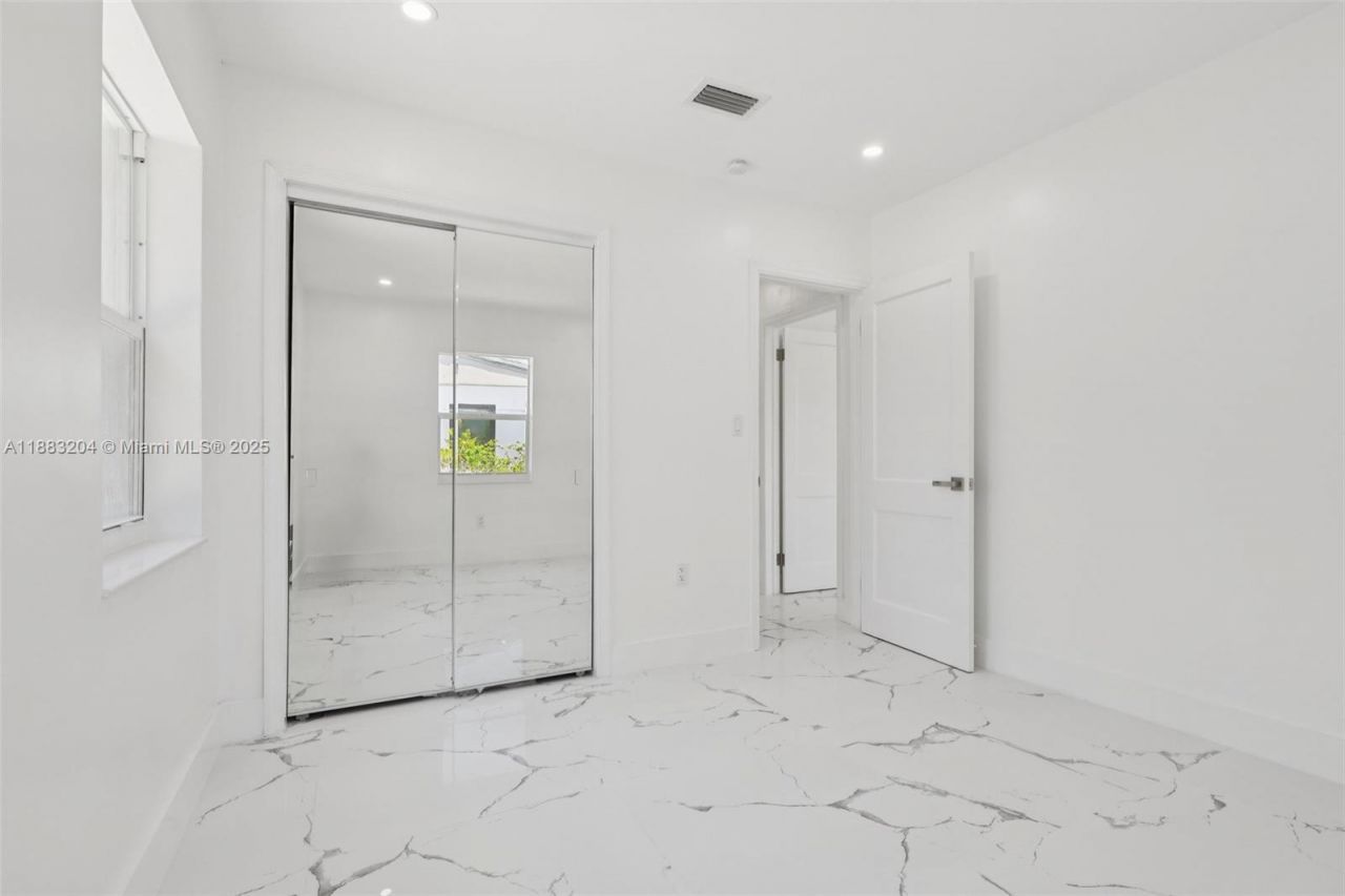 232 SW 22nd St, Fort Lauderdale, FL 33315 Photo