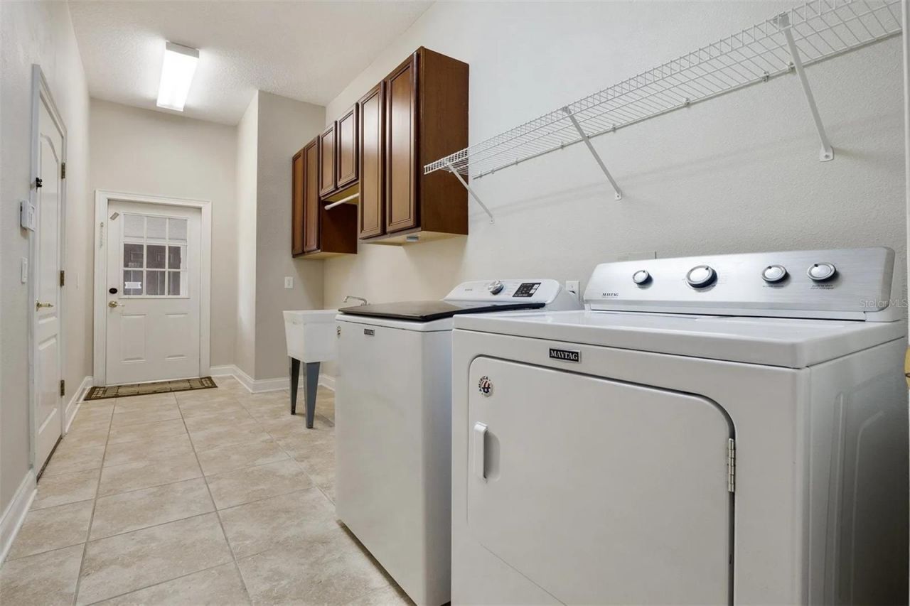 25551 Hawks Run Lane, Sorrento, FL 32776 Photo