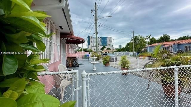 1801 NW 5th St, Miami, FL 33125 Photo