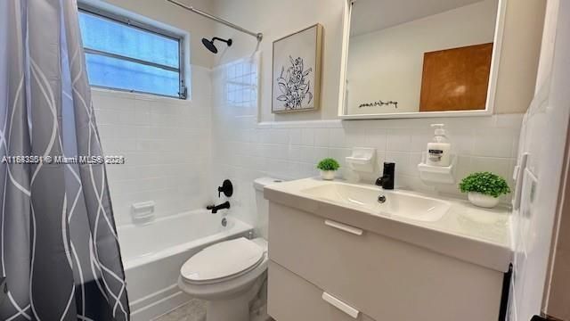 1801 NW 5th St, Miami, FL 33125 Photo