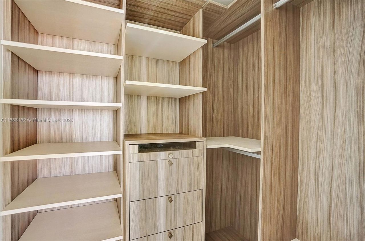 330 Sunny Isles Blvd, Unit 5-2205, Sunny Isles Beach, FL 33160 Photo