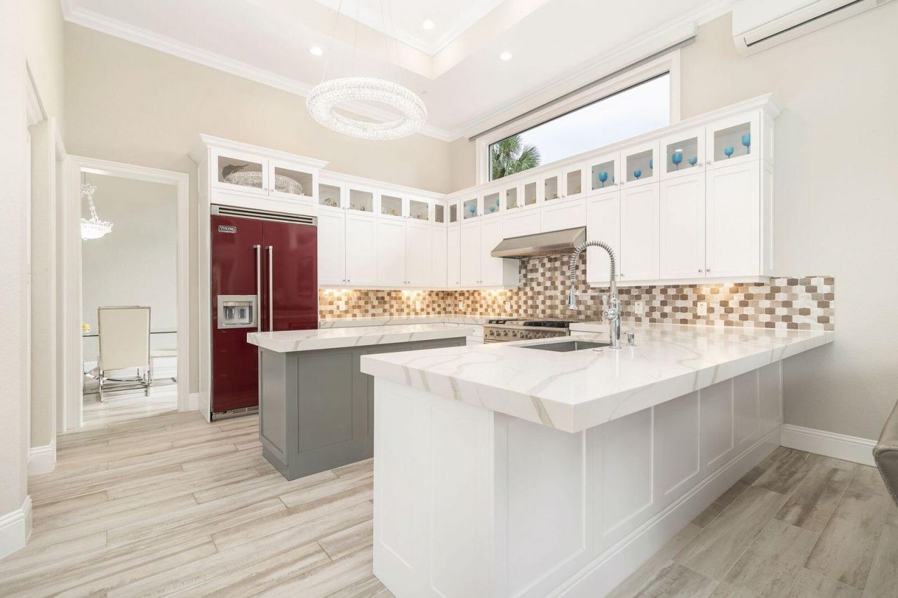 1543 Breakers West Boulevard, West Palm Beach, FL 33411 Photo