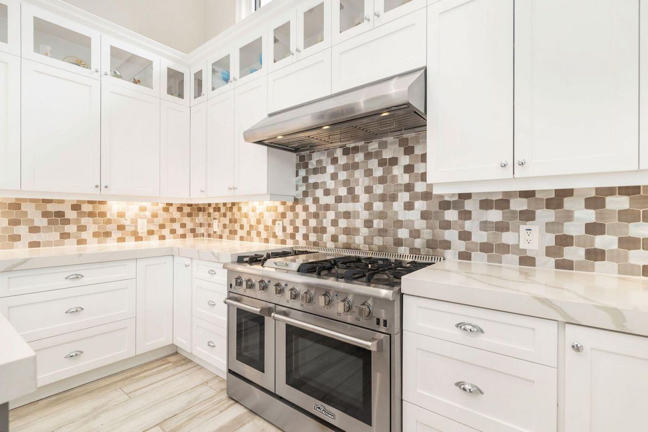 1543 Breakers West Boulevard, West Palm Beach, FL 33411 Photo