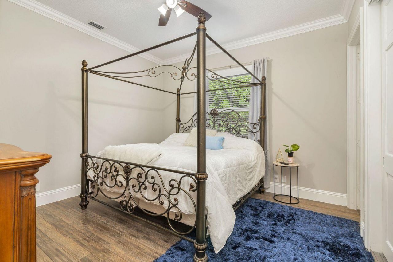 1543 Breakers West Boulevard, West Palm Beach, FL 33411 Photo