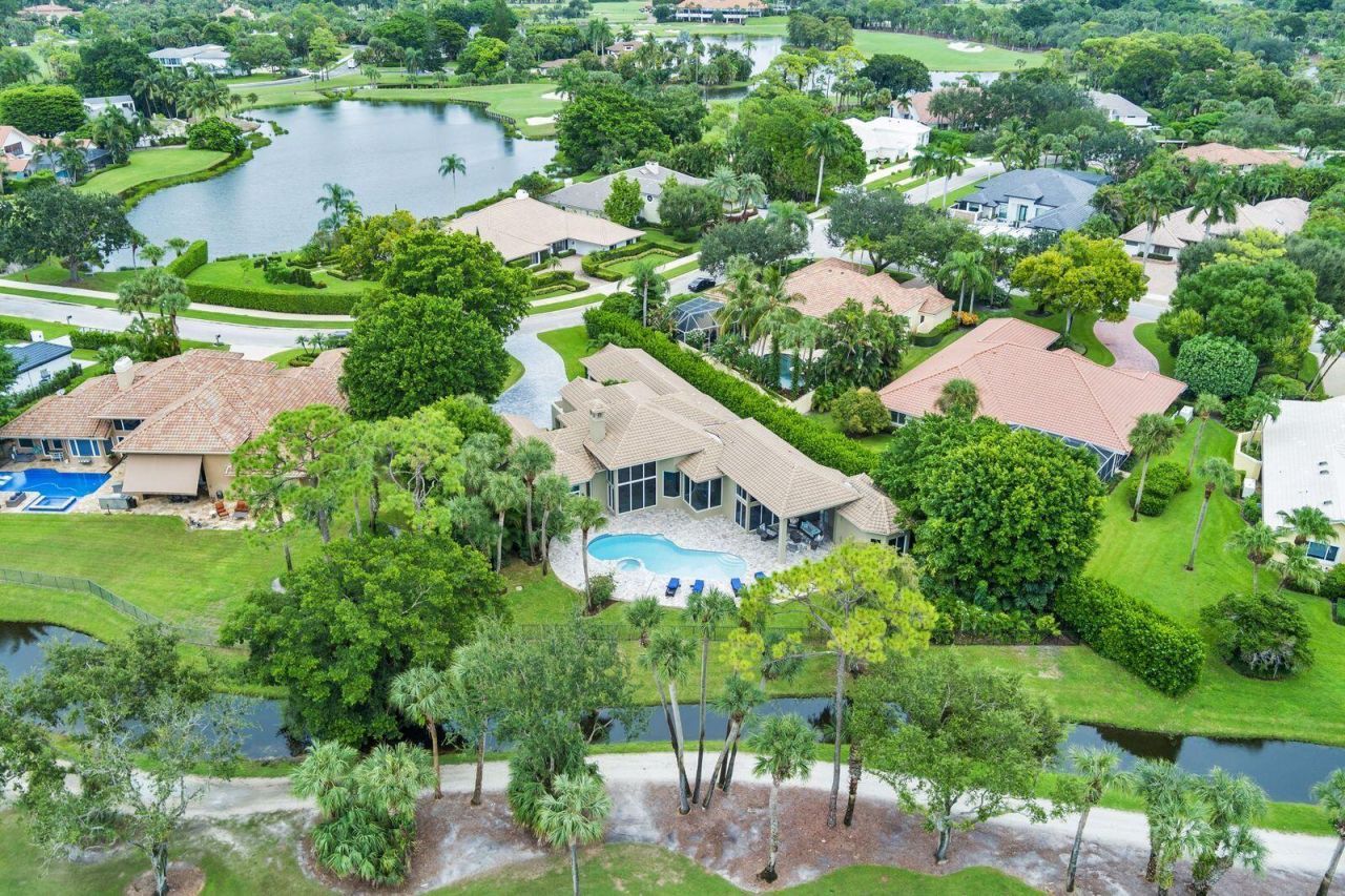 1543 Breakers West Boulevard, West Palm Beach, FL 33411 Photo