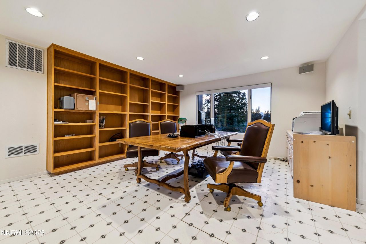 130 Granite Crest Drive, Stateline, NV 89449 Photo