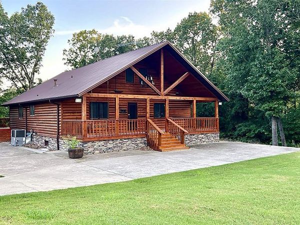 782 Diamond Bay Road, Elizabeth, AR 72531