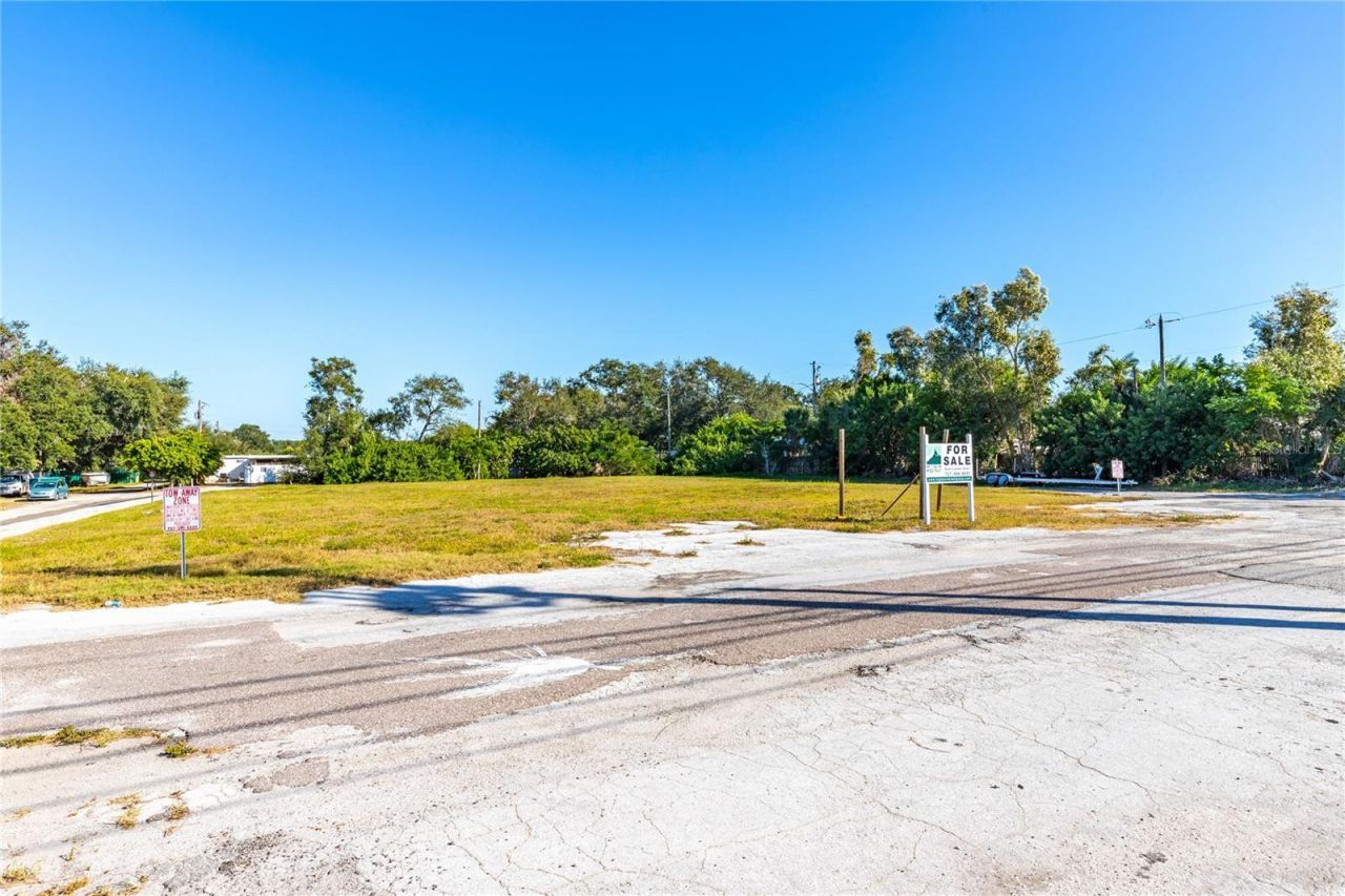 8071 Seminole Boulevard, Seminole, FL 33772 Photo