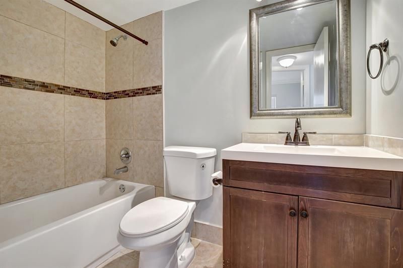 8225 Sunrise Lakes Boulevard, Unit 303, Sunrise, FL 33322 Photo