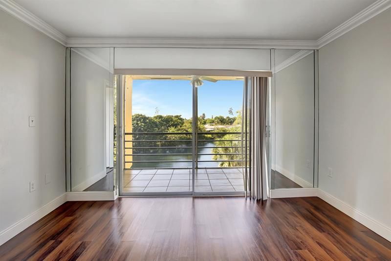 8225 Sunrise Lakes Boulevard, Unit 303, Sunrise, FL 33322 Photo