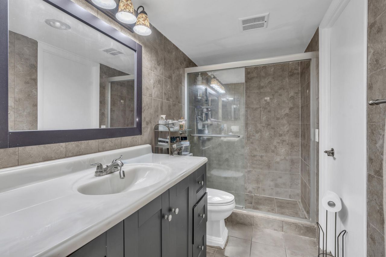 4166 Inverrary Drive, Unit 304, Lauderhill, FL 33319 Photo