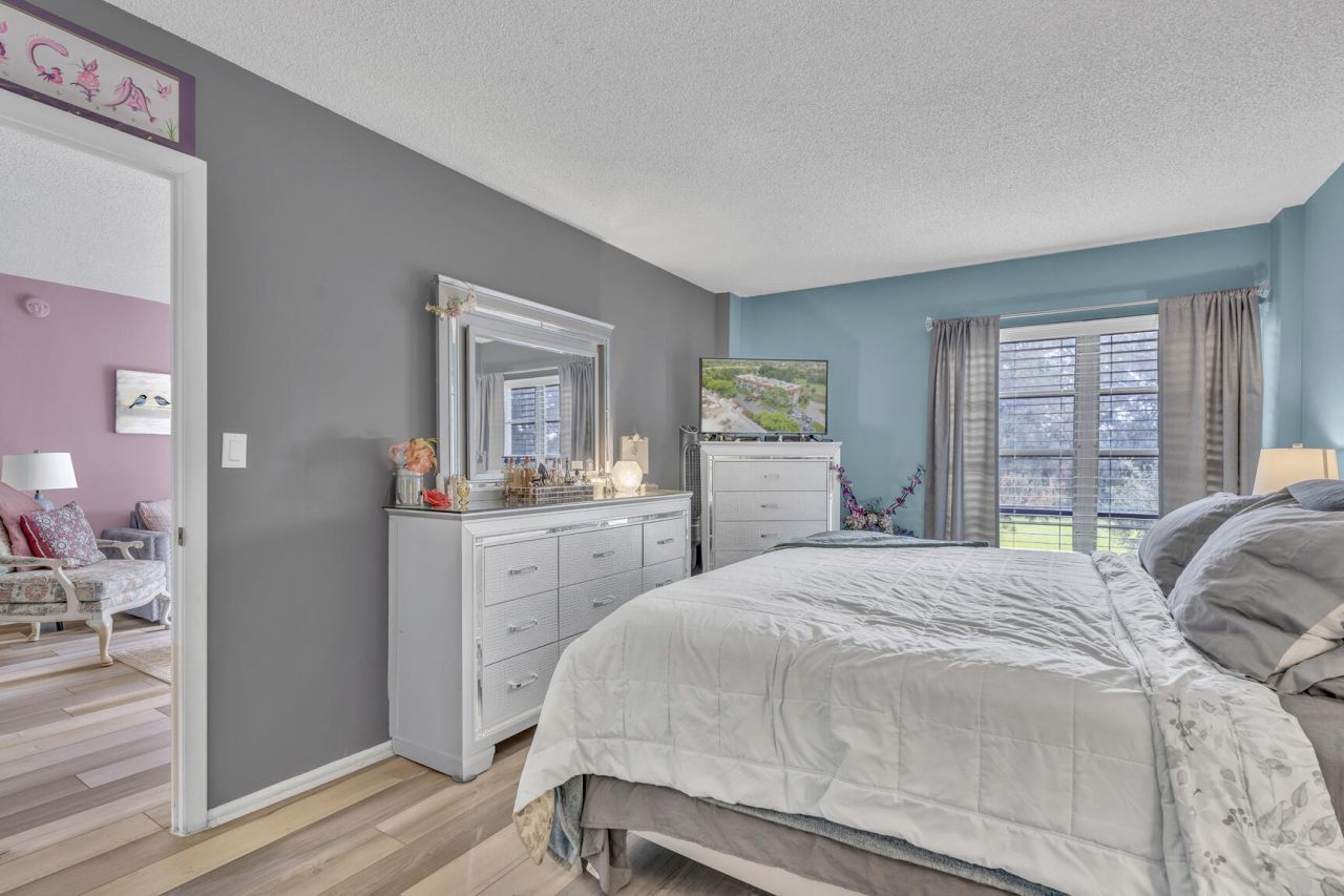 4166 Inverrary Drive, Unit 304, Lauderhill, FL 33319 Photo