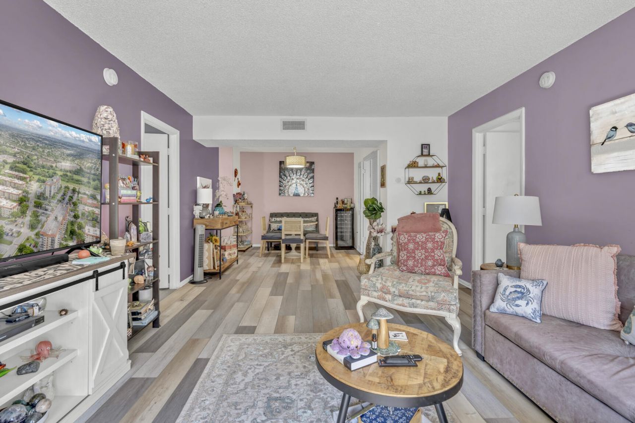 4166 Inverrary Drive, Unit 304, Lauderhill, FL 33319 Photo