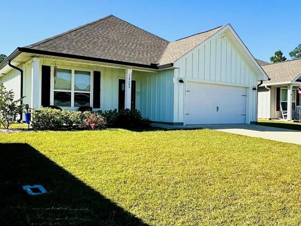 12609 Windsor Dr, Pensacola, FL 32506