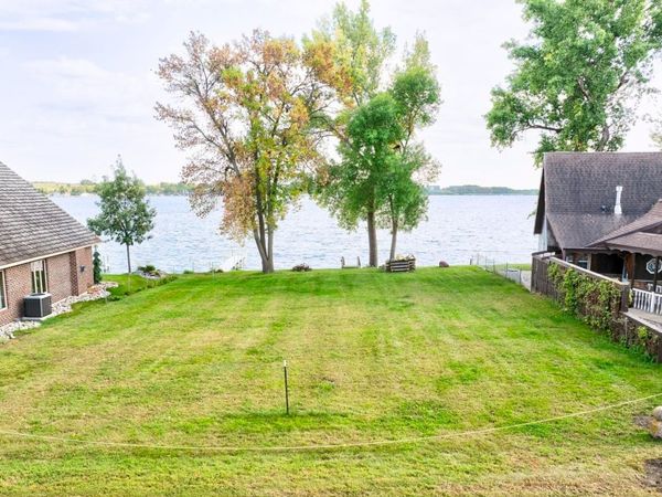 23795 178th Street, Okoboji, IA 51355