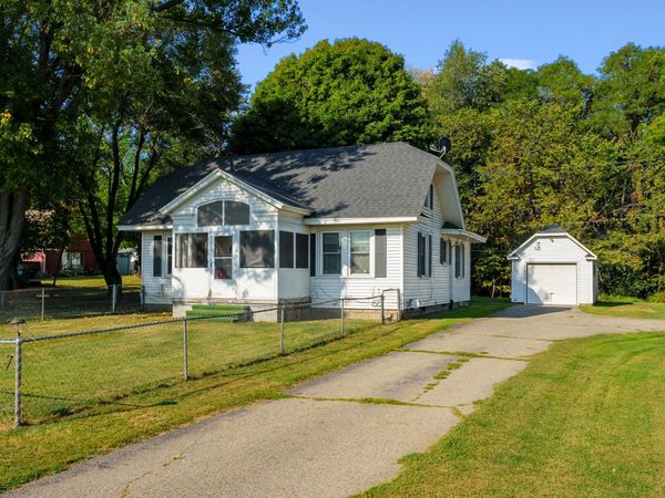 736 S Grove Street, Delton, MI 49046