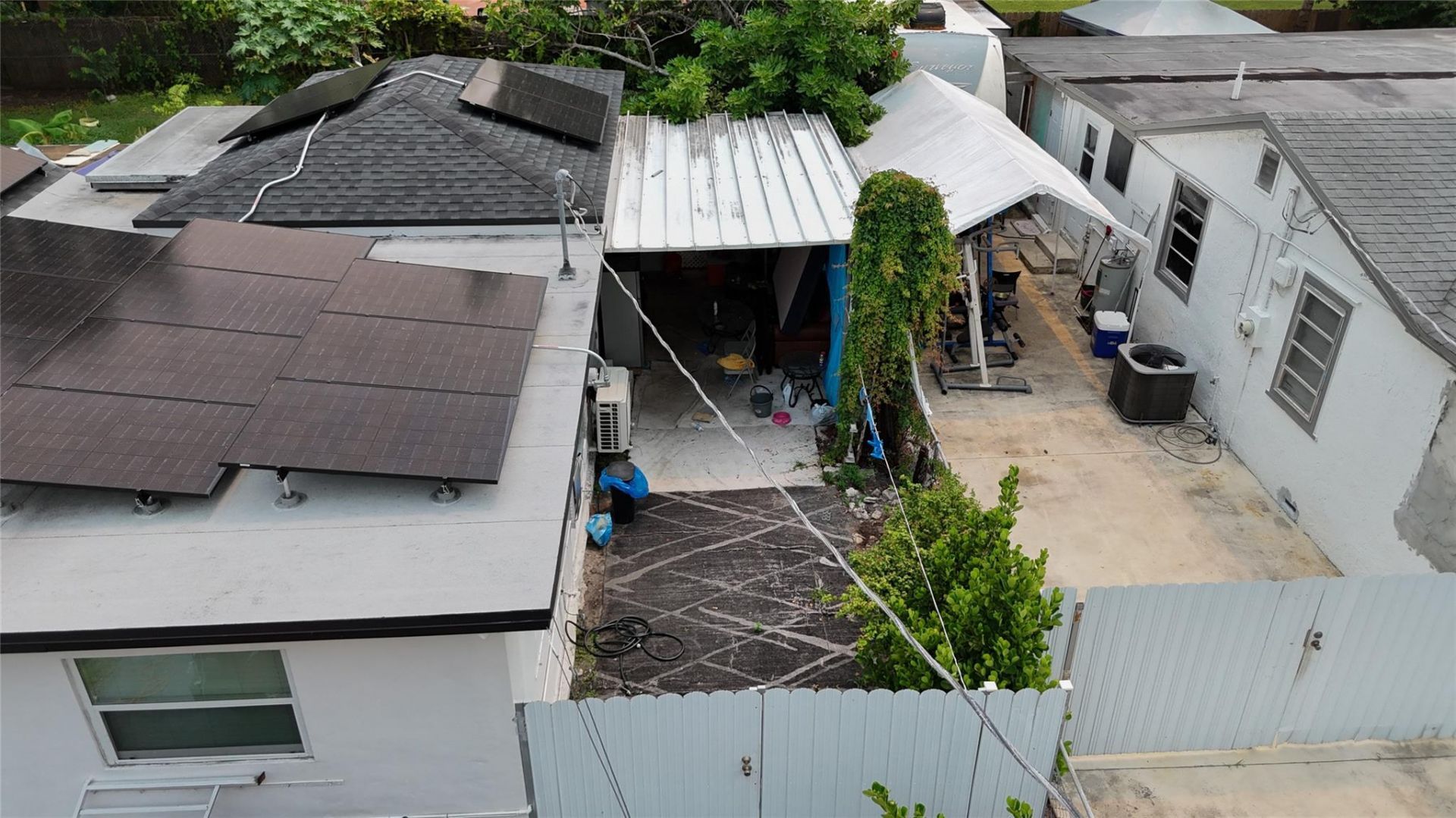 2340 NW 99th Terrace, Miami, FL 33147 Photo