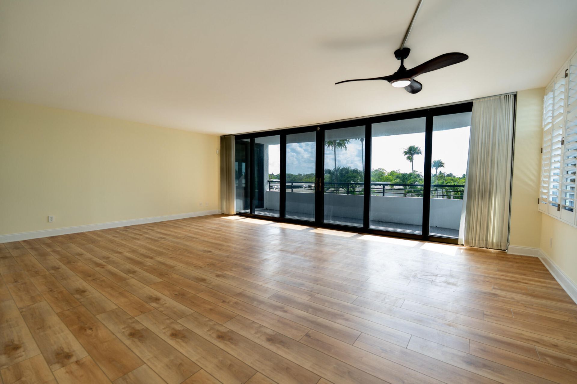 3589 S Ocean Boulevard Boulevard, Unit 314, South Palm Beach, FL 33480 Photo