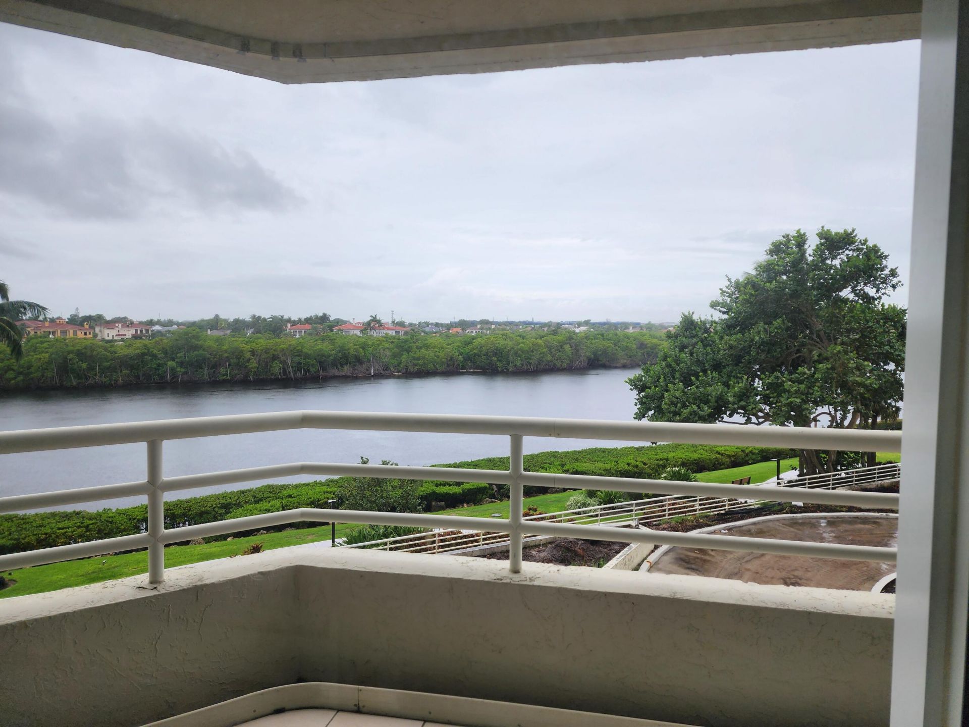 4201 N Ocean Boulevard, Unit 307, Boca Raton, FL 33431 Photo