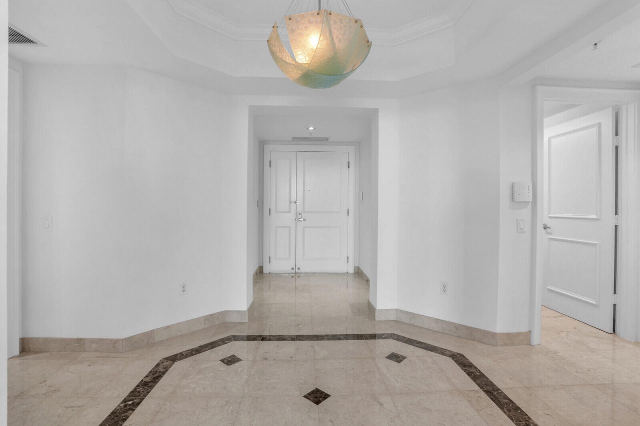 3630 Gardens 901c Parkway, Unit 901c, Palm Beach Gardens, FL 33410 Photo