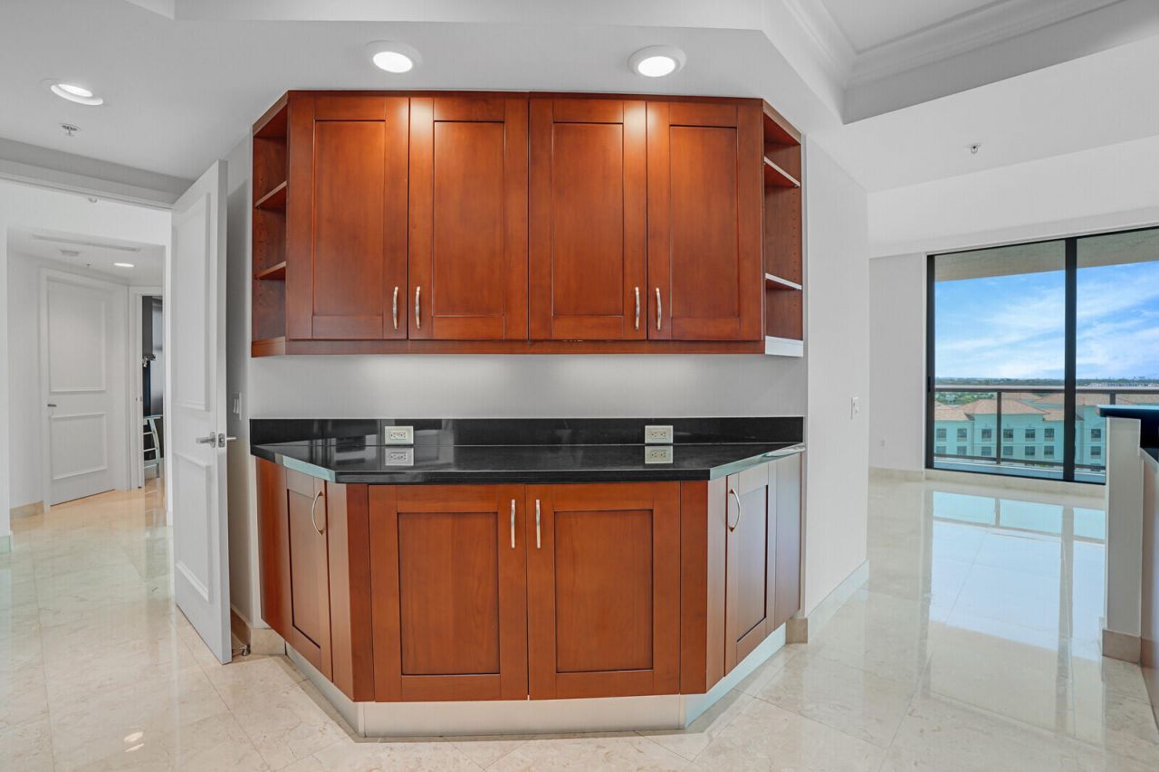 3630 Gardens 901c Parkway, Unit 901c, Palm Beach Gardens, FL 33410 Photo