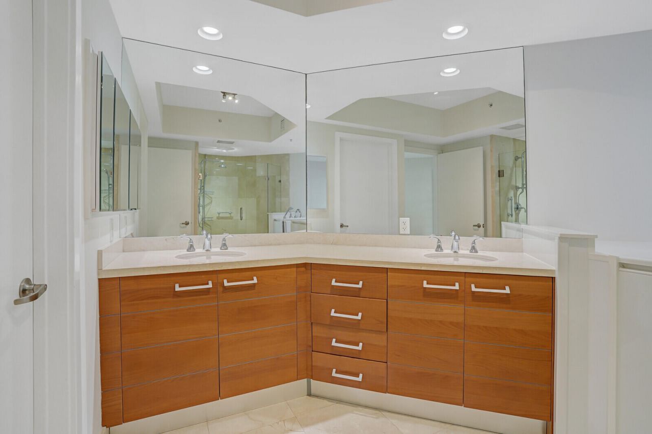 3630 Gardens 901c Parkway, Unit 901c, Palm Beach Gardens, FL 33410 Photo