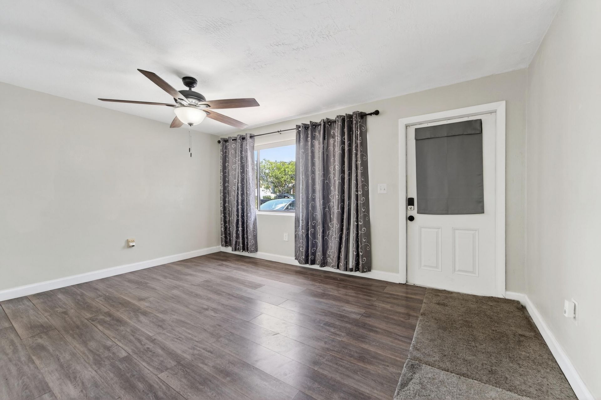 4364 N Mary Circle, Palm Beach Gardens, FL 33410 Photo