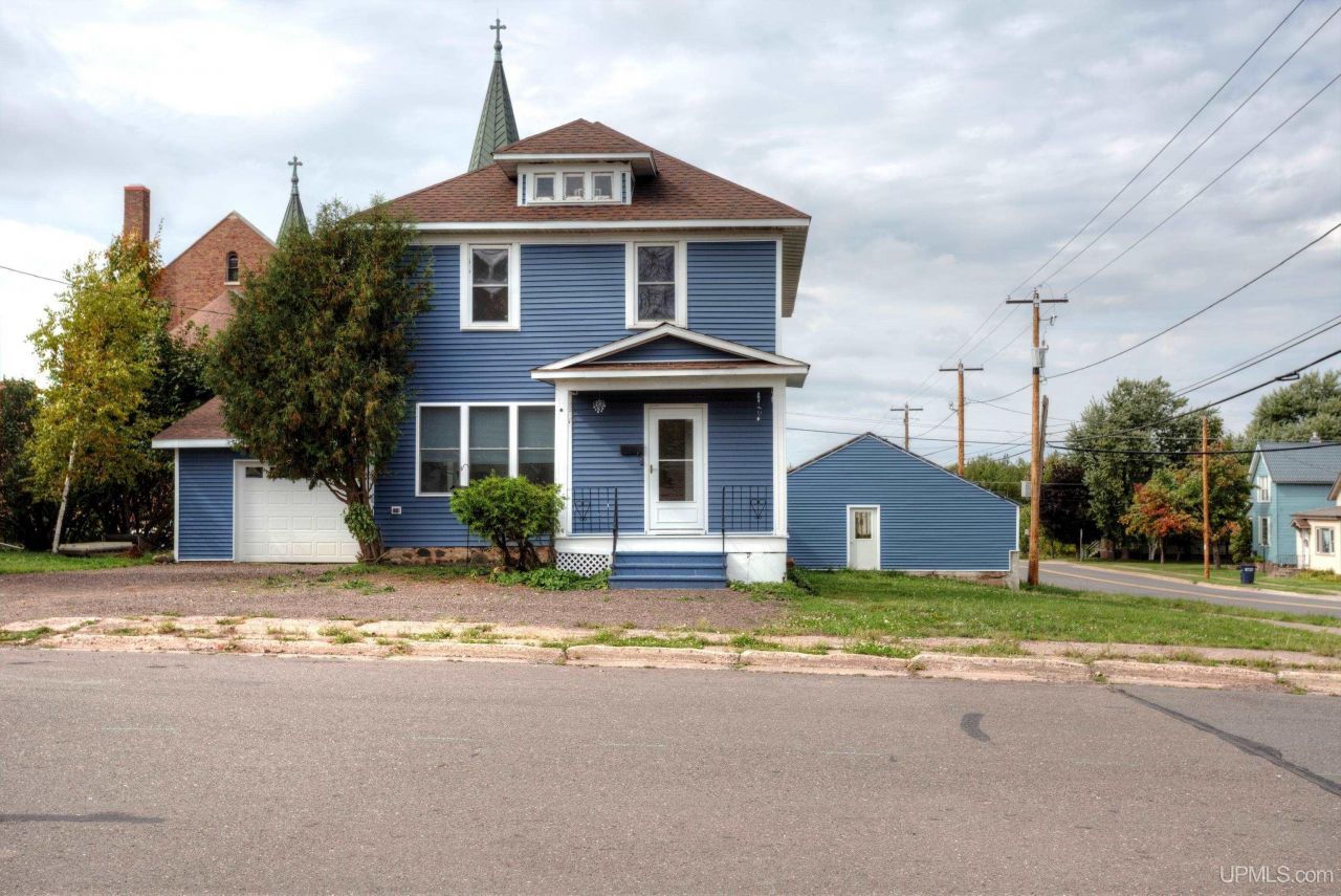 101/103 S Mansfield Street, Ironwood, MI 49938 Main Photo