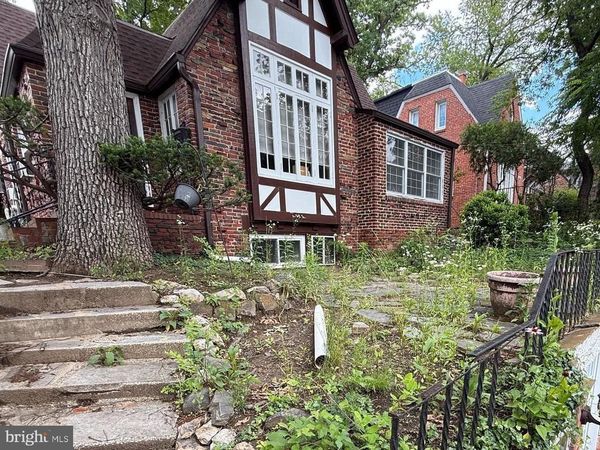 8613 CEDAR STREET, SILVER SPRING, MD 20910