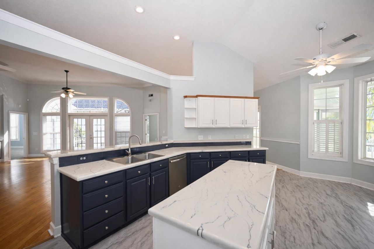 2600 Broome Terrace Photo 10