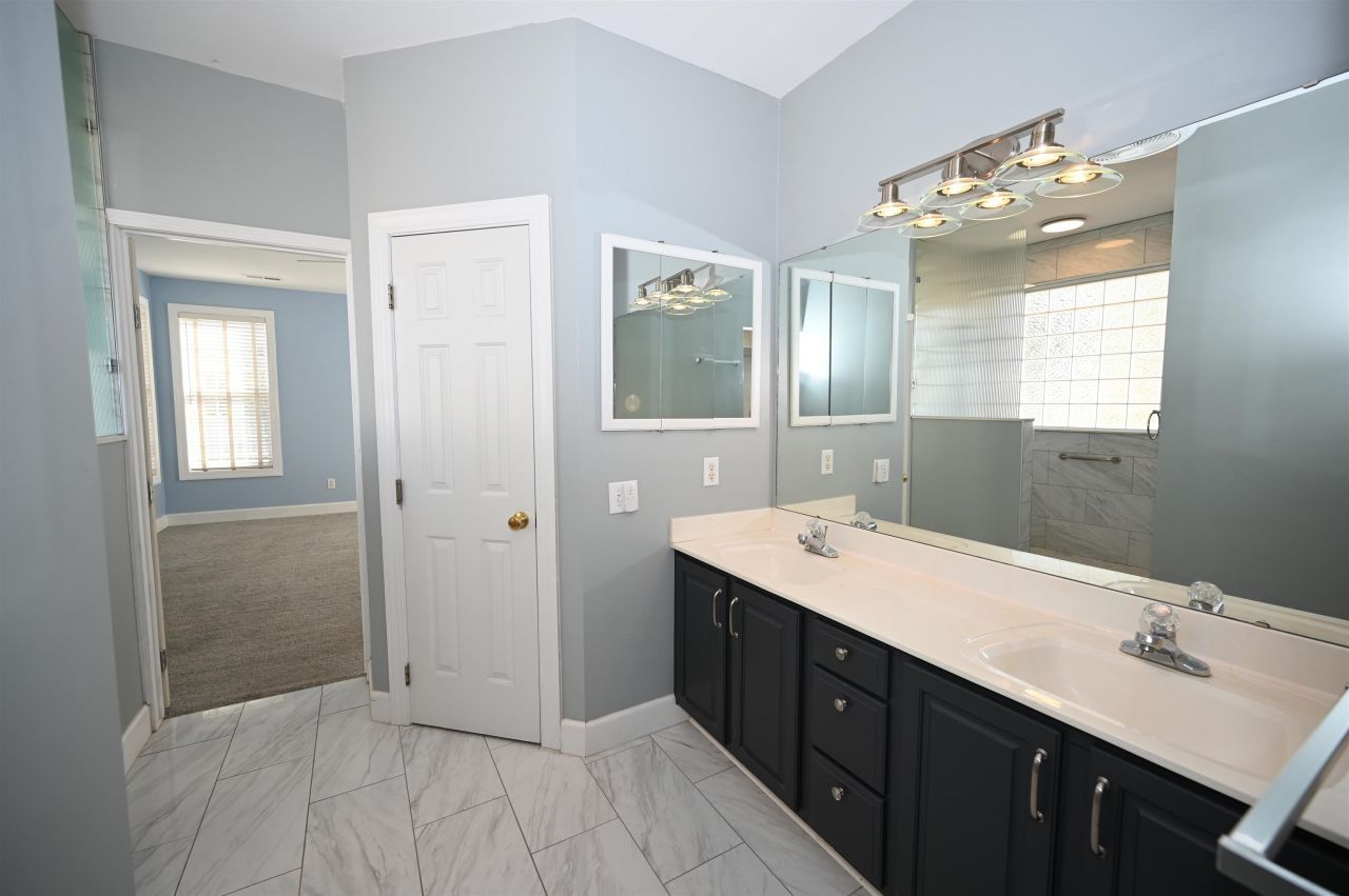 2600 Broome Terrace Photo 16