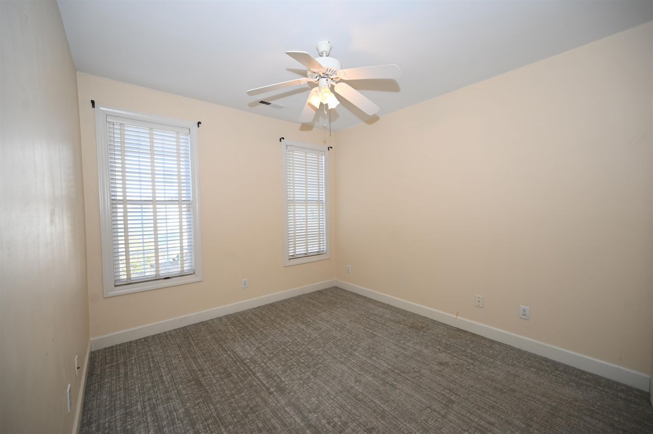 2600 Broome Terrace Photo 19