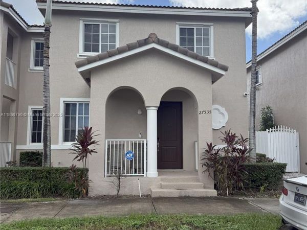 27535 SW 142nd Ave, Miami, FL 33032