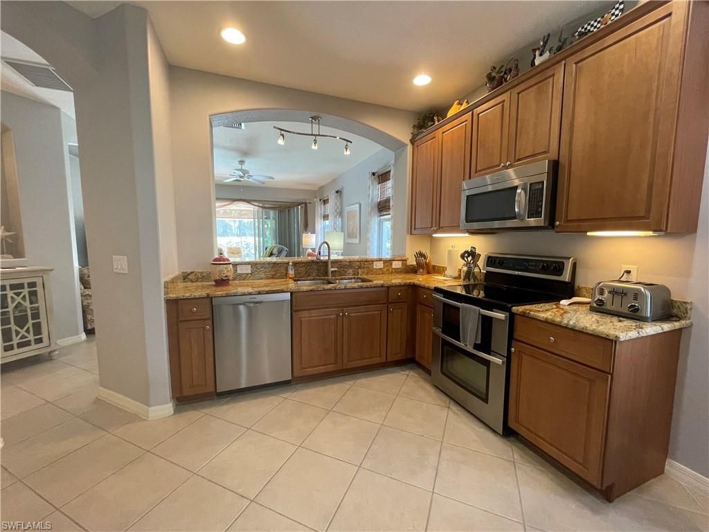 10630 Camarelle Cir, Fort Myers, FL 33913 Photo