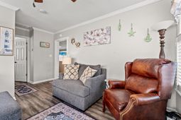 9700 Kings Rd. photo 4