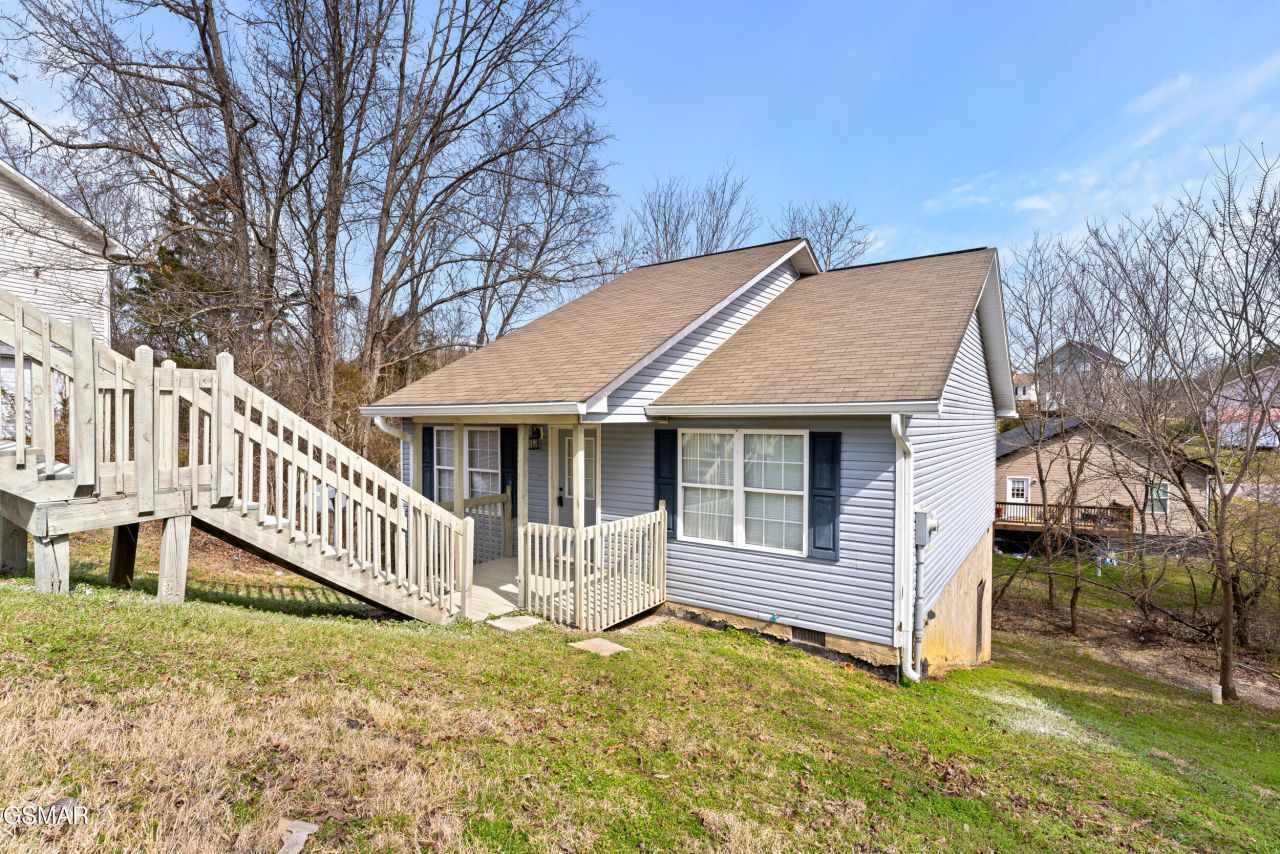 238 Gray Slate Circle, Sevierville, TN 37876 Main Photo