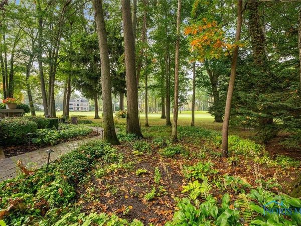 8617 Ponte Vedra Court, Holland, OH 43528