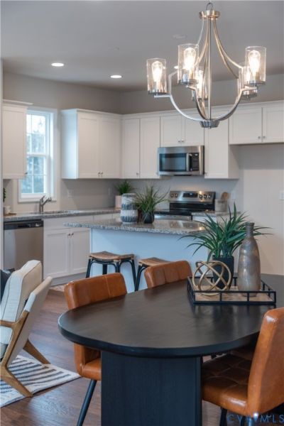 8462 Villetta Pointe Lane Mechanicsville, VA 23116