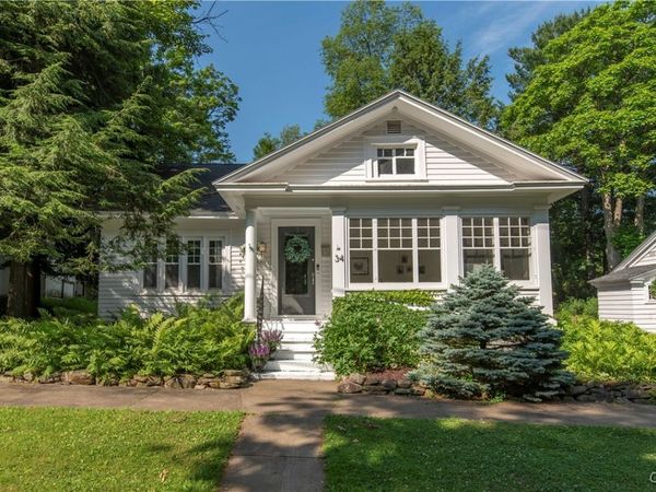 34 Beverly Place, Utica, NY 13501