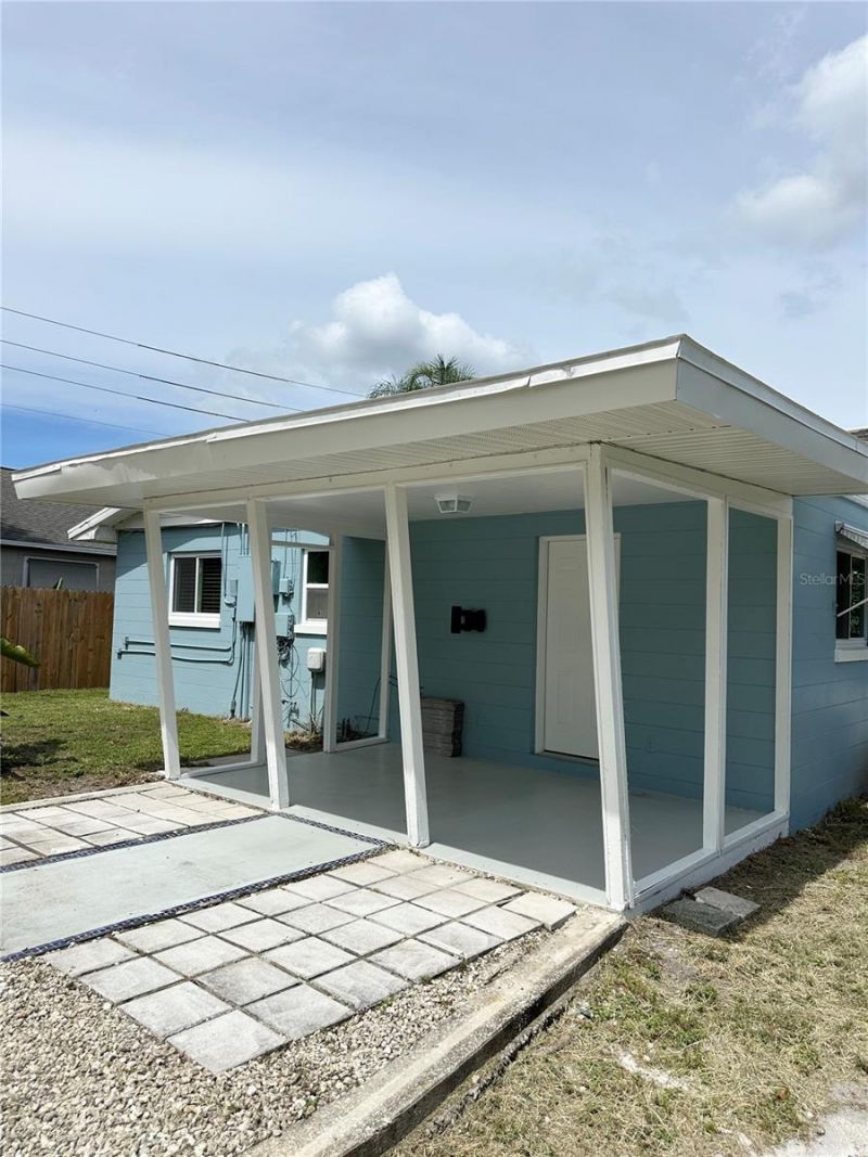 3325 2nd Avenue W, Bradenton, FL 34205 Photo