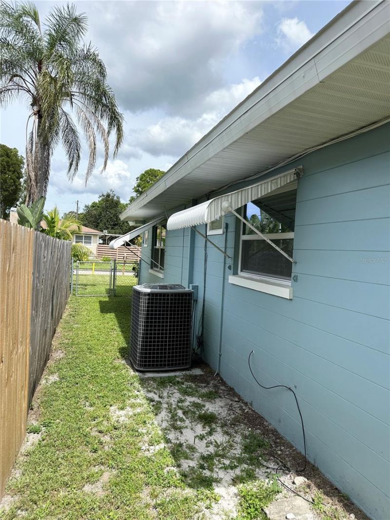 3325 2nd Avenue W, Bradenton, FL 34205 Photo