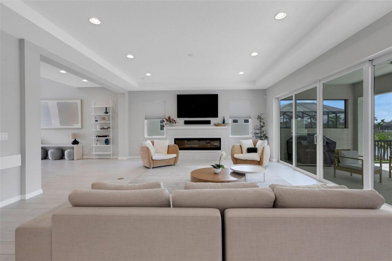 5718 Title Row Drive, Bradenton, FL 34210 Photo