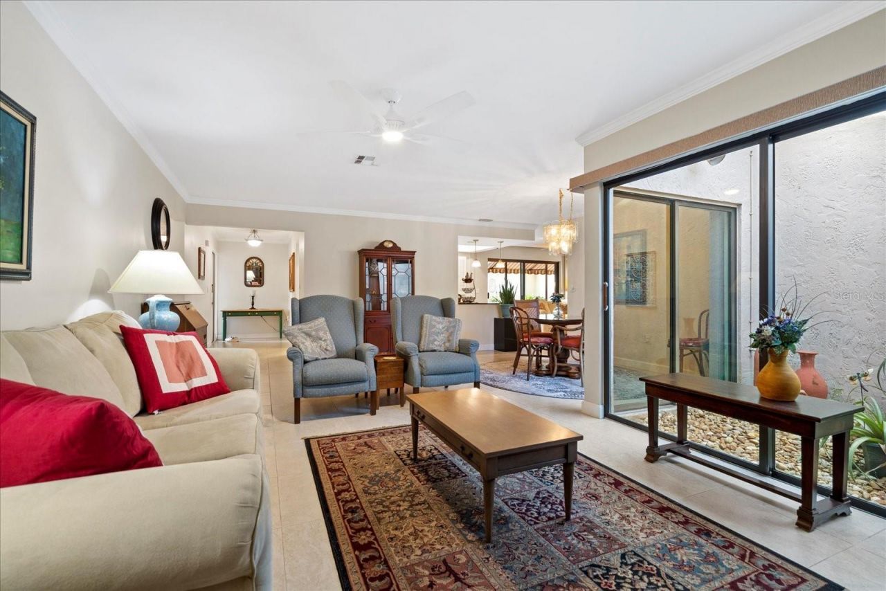 3953 Glen Oaks Manor Drive, Sarasota, FL 34232 Photo